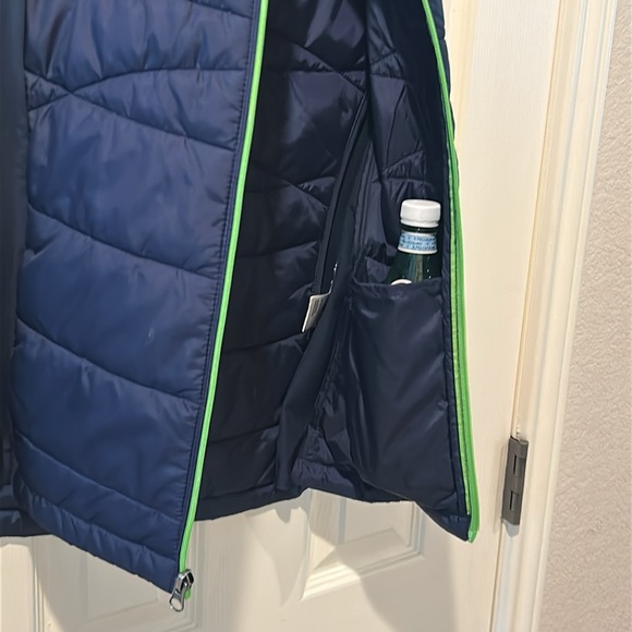 Seahawks ~ NFL Puffer Vest with Team Logo 
* NFL Team Apparel - Picture 5 of 6